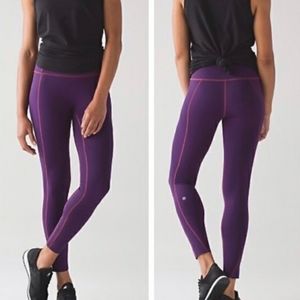Lululemon Like Nothing 7/8 Tight

Darkest Magenta